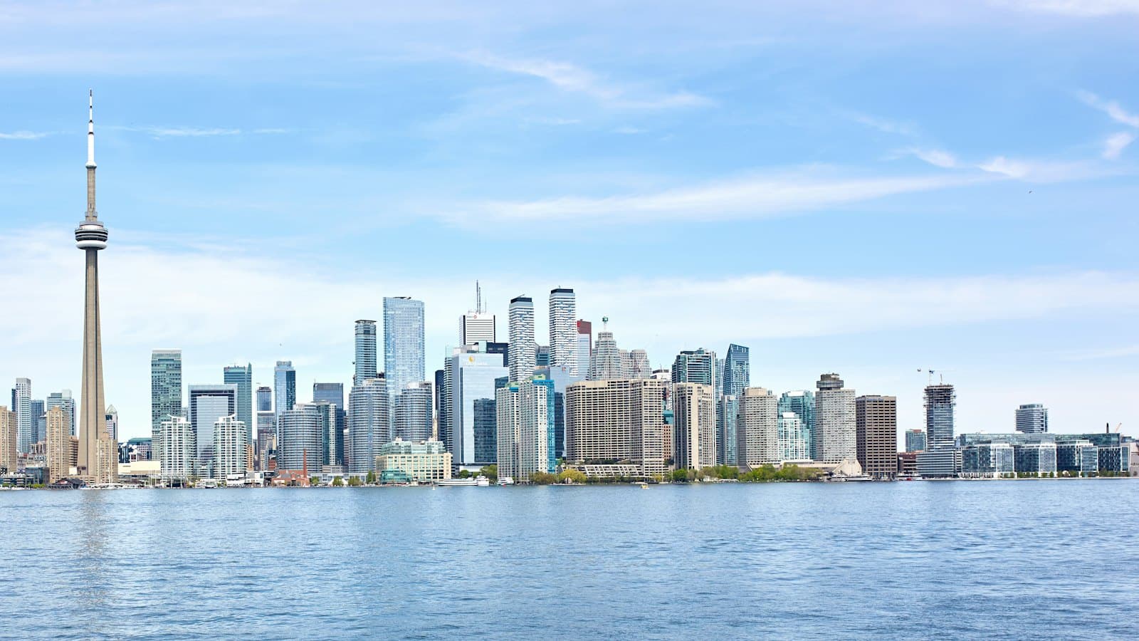 The Toronto skyline across the harbour on a clear day